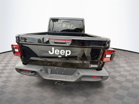 Used 2021 Jeep Gladiator Overland w/ Popular Equipment Package image 6