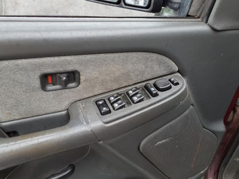 Used 2003 Chevrolet Silverado 3500 LS AWD/4WD image 12