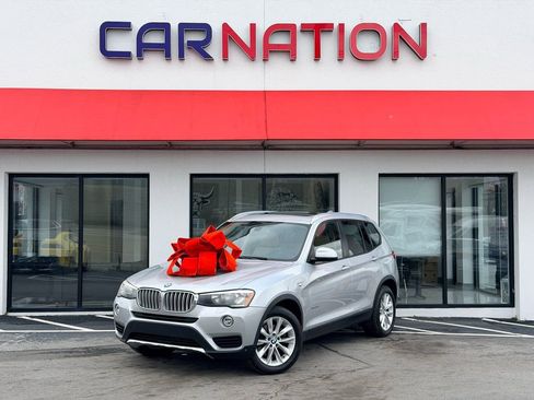 Used 2015 BMW X3 xDrive28i image 2