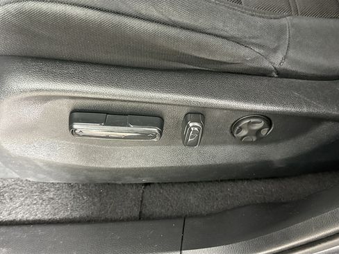 Used 2019 Honda CR-V EX image 21