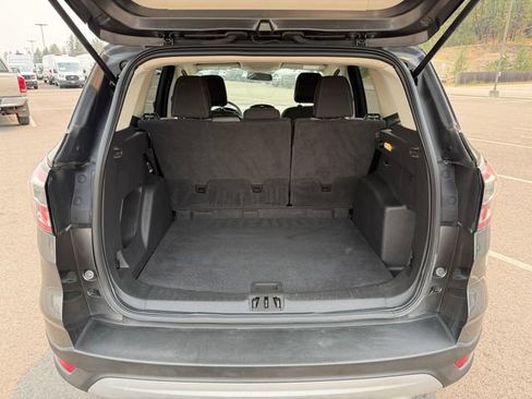 Used 2017 Ford Escape SE AWD/4WD image 16
