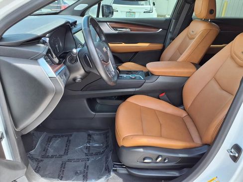 Used 2024 Cadillac XT5 Premium Luxury FWD image 19