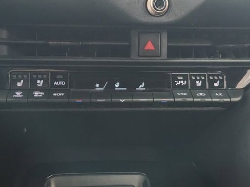 Used 2025 Toyota Crown Platinum image 15