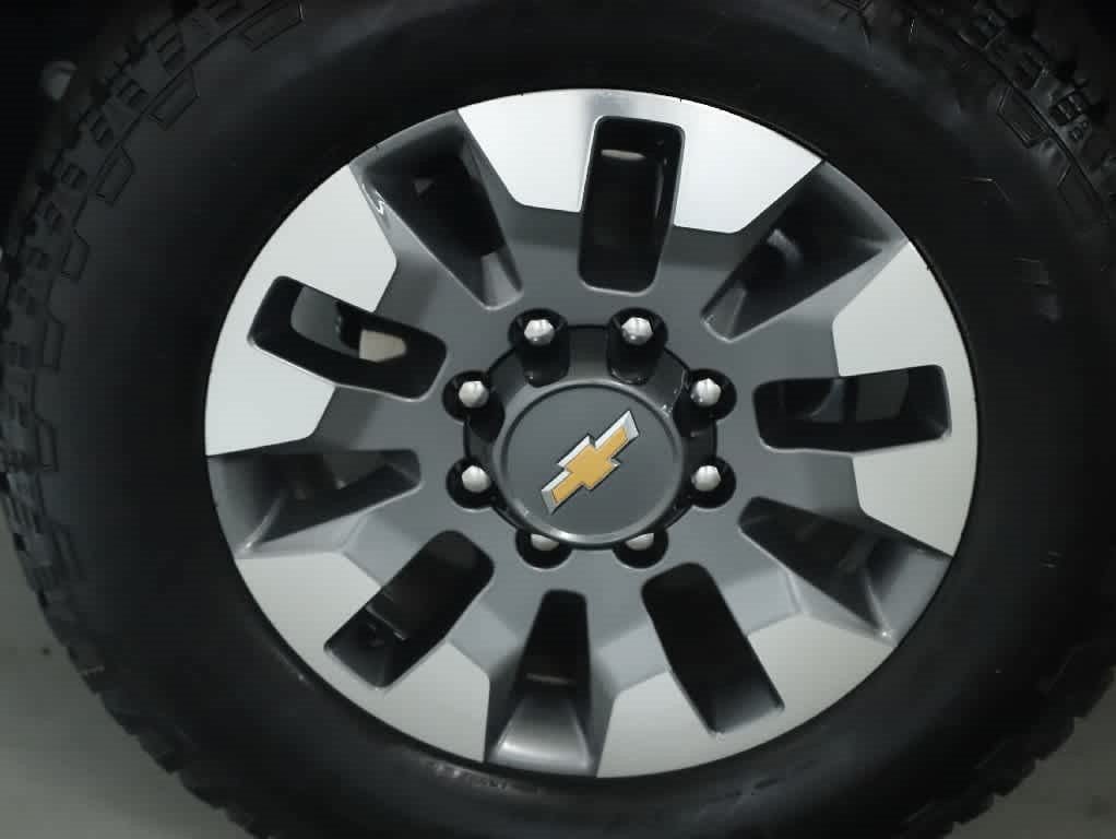 Used 2025 Chevrolet Silverado 2500 Custom w/ Custom Convenience Package AWD/4WD image 38