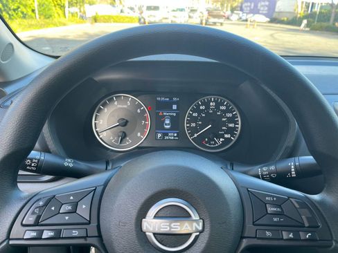 Used 2025 Nissan Sentra S image 25