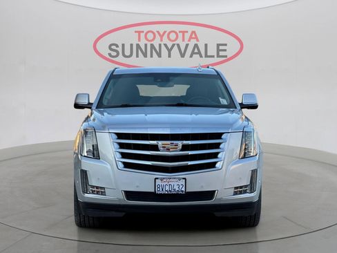 Used 2020 Cadillac Escalade ESV Luxury image 11