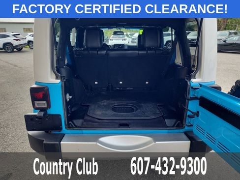 Used 2017 Jeep Wrangler Unlimited Sahara w/ Quick Order Package 24E Chief AWD/4WD image 25