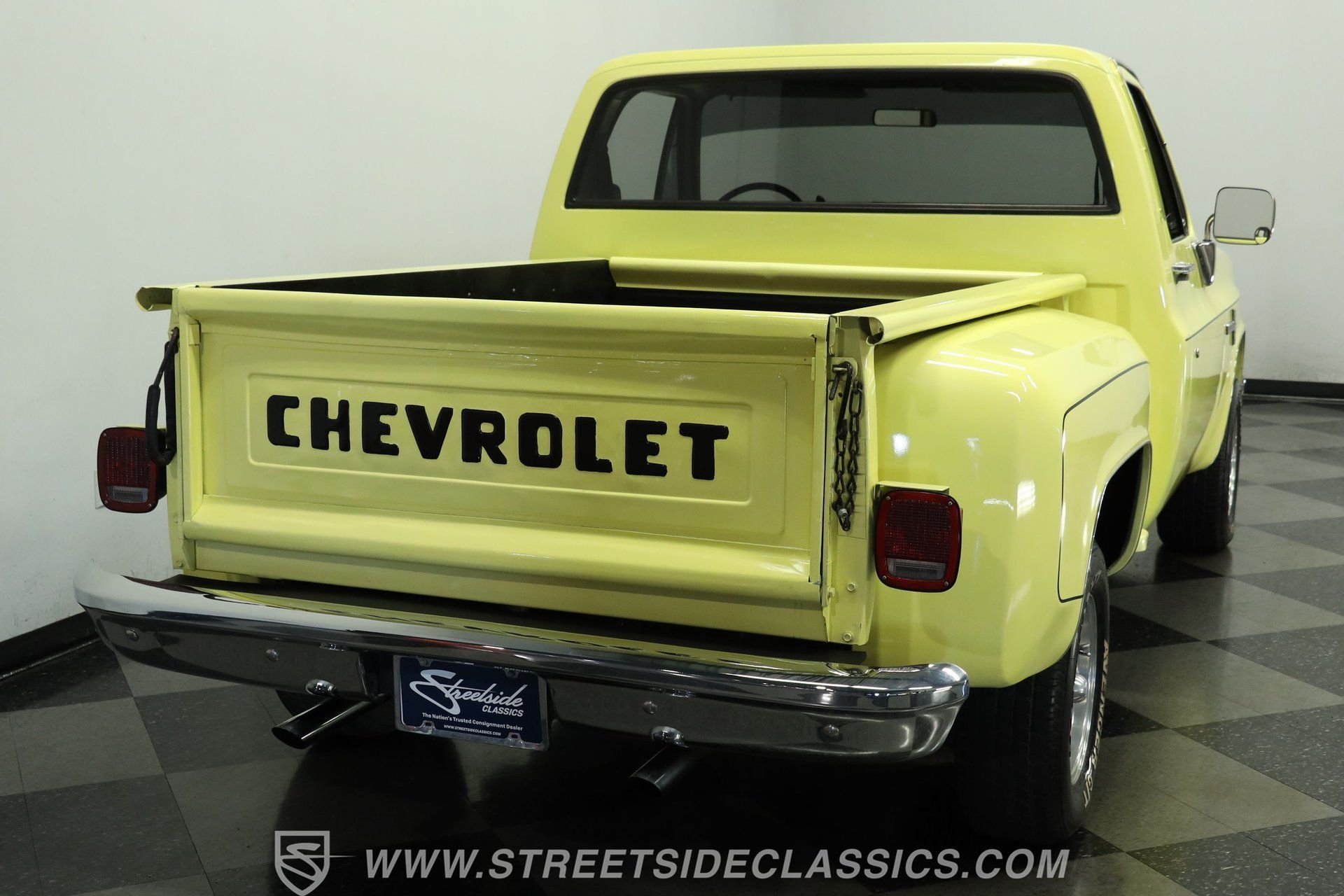Used 1987 Chevrolet Silverado 1500 1500 RWD image 9
