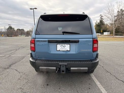 Used 2024 Toyota Land Cruiser image 7