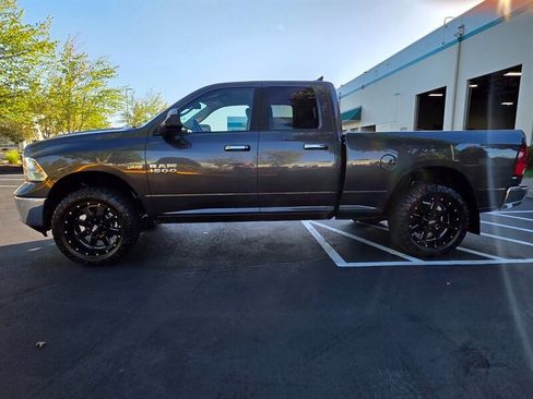 Used 2018 RAM 1500 Big Horn image 3