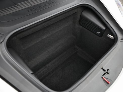 Certified 2024 Porsche 718 Boxster image 30