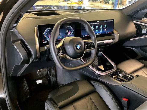 Used 2025 BMW X3 xDrive30i image 16