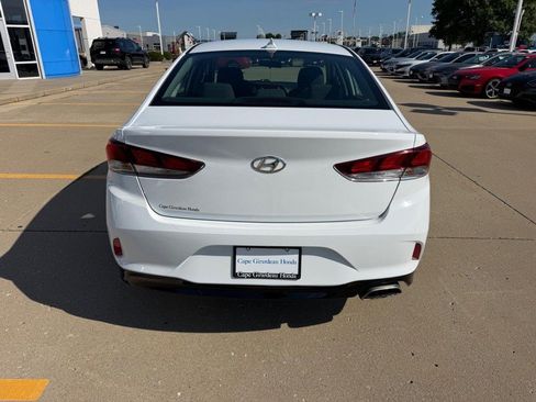 Used 2019 Hyundai Sonata SE FWD image 3