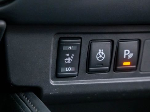 Used 2022 Nissan Frontier PRO-4X w/ Pro-4X Premium Package image 29