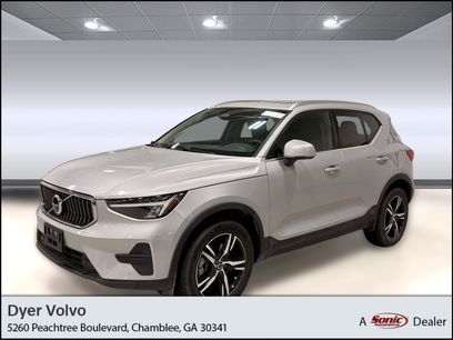 Certified 2025 Volvo XC40 B5 Core