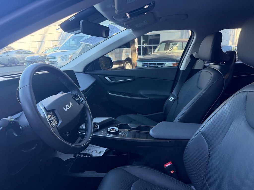 Used 2024 Kia EV6 Wind AWD/4WD image 11