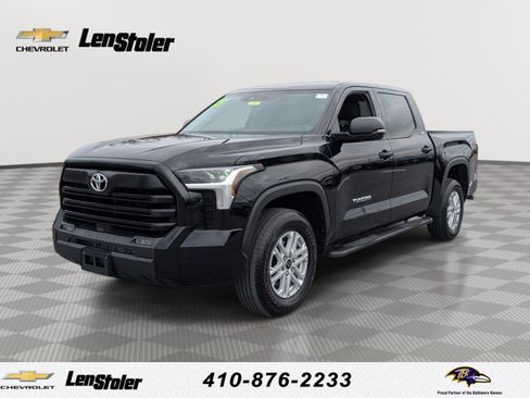Used 2023 Toyota Tundra SR5 w/ SR5 Convenience Package AWD/4WD image 1