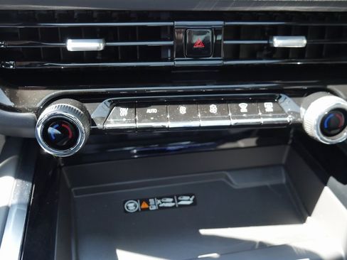 New 2026 Chevrolet Tahoe Premier image 18