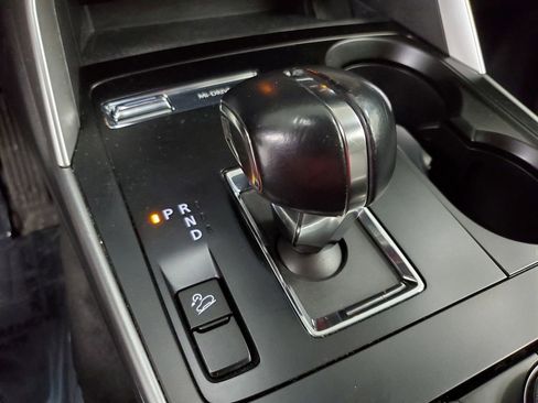 Used 2024 MAZDA CX-90 3.3 Turbo w/ Select Package image 17