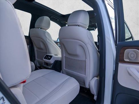 Used 2025 Mercedes-Benz GLS 450 GLS 450 image 30