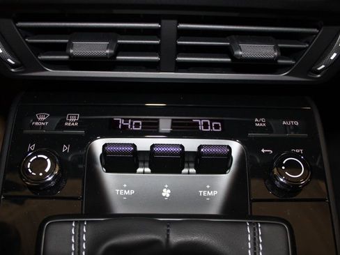 Certified 2025 Porsche 911 GT3 image 29