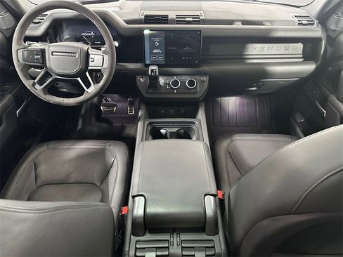 Used 2023 Land Rover Defender 110 Carpathian Edition image 10