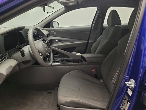 Used 2023 Hyundai Elantra SEL FWD image 17