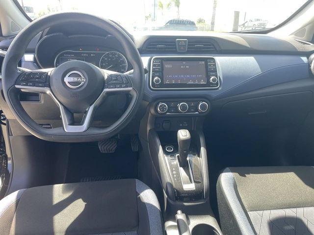 Used 2025 Nissan Versa SV FWD image 19