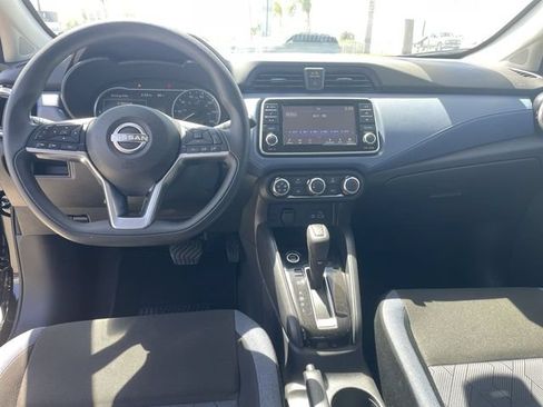 Used 2025 Nissan Versa SV FWD image 19