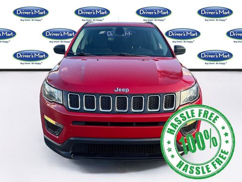 Used 2019 Jeep Compass Sport w/ Tech Group image 2