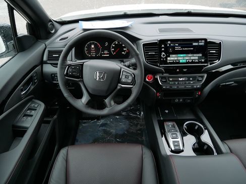 New 2026 Honda Ridgeline Black Edition image 9