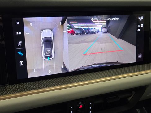 Certified 2025 Porsche Cayenne GTS AWD/4WD image 23