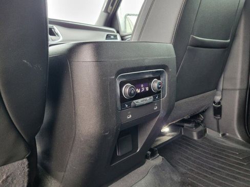 Used 2022 Chevrolet Suburban RST w/ Luxury Package AWD/4WD image 34