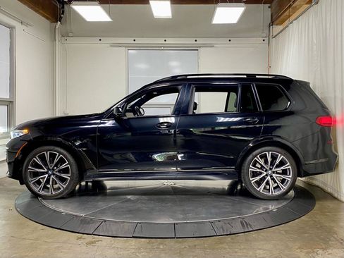 Used 2021 BMW X7 M50i w/ Executive Package AWD/4WD image 6