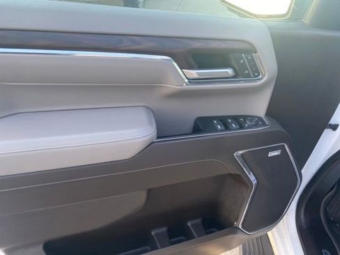 Used 2023 GMC Sierra 1500 SLT w/ SLT Premium Plus Package image 17