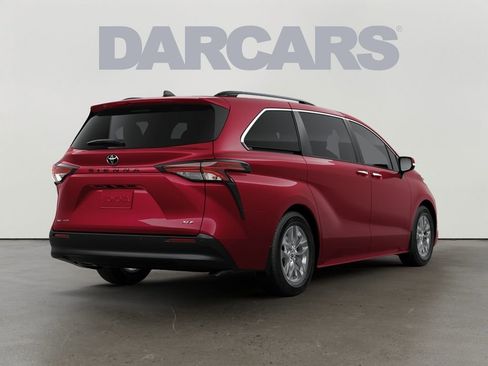 New 2026 Toyota Sienna XLE AWD/4WD image 7