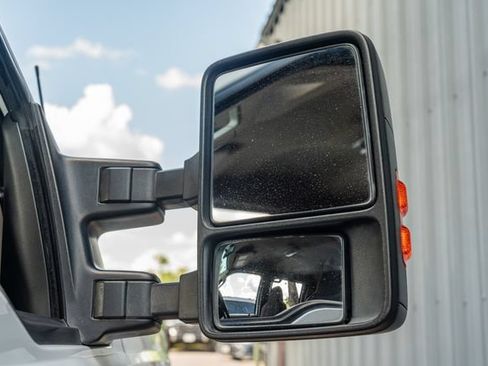 Used 2009 Ford F250 XLT AWD/4WD image 16