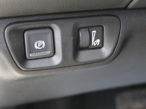 Used 2023 GMC Acadia SLT w/ LPO, Floor Liner Package AWD/4WD image 24