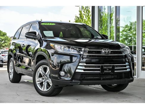 Used 2017 Toyota Highlander Limited w/ Protection Package #3 AWD/4WD image 1