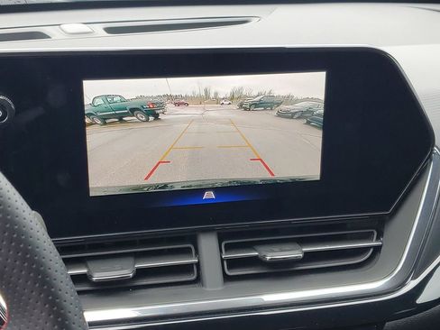 Certified 2025 Chevrolet Trax RS w/ Driver Confidence Package image 16