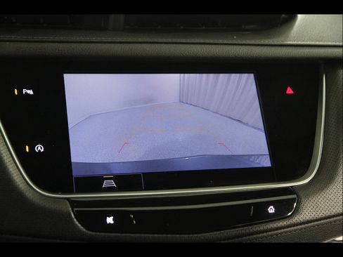 Used 2022 Cadillac XT5 Luxury AWD/4WD image 14