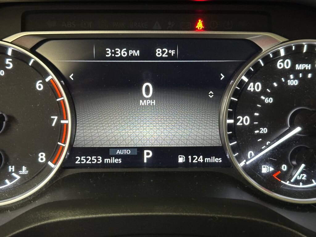 Used 2023 Nissan Rogue SV w/ SV Premium B Package AWD/4WD image 3