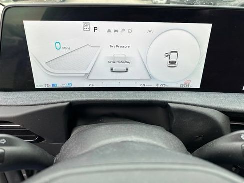 Used 2024 Kia EV6 Light AWD/4WD image 25