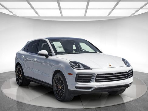 Used 2023 Porsche Cayenne Platinum Edition AWD/4WD image 5