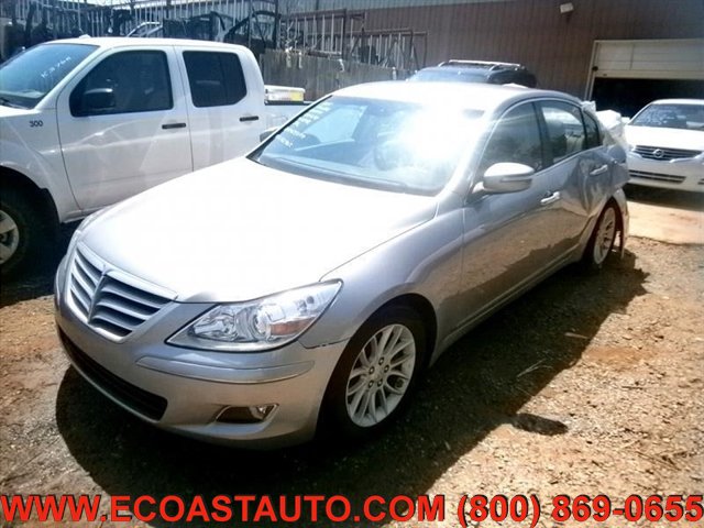 Used 2011 Hyundai Genesis 3.8 RWD image 1