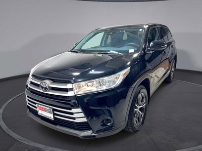 Used 2019 Toyota Highlander LE