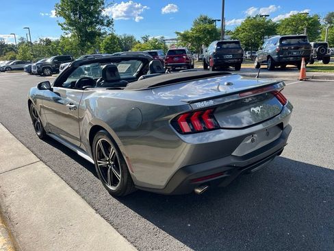 Used 2025 Ford Mustang Premium RWD image 6