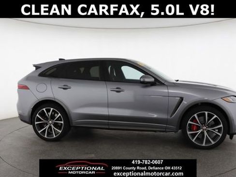 Used 2022 Jaguar F-PACE SVR image 24