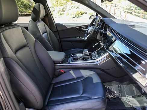 Used 2021 Audi Q7 2.0T Premium w/ Convenience Package image 23