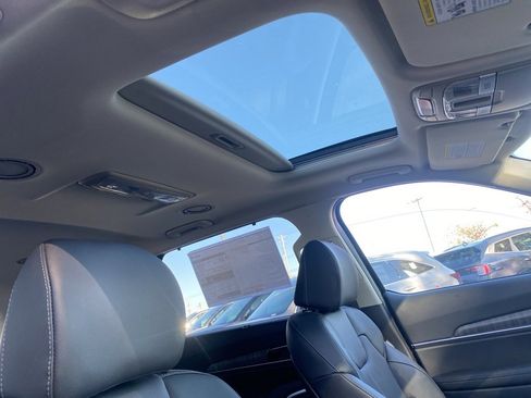 New 2025 Kia Telluride EX w/ EX Captain's Chair Package image 24